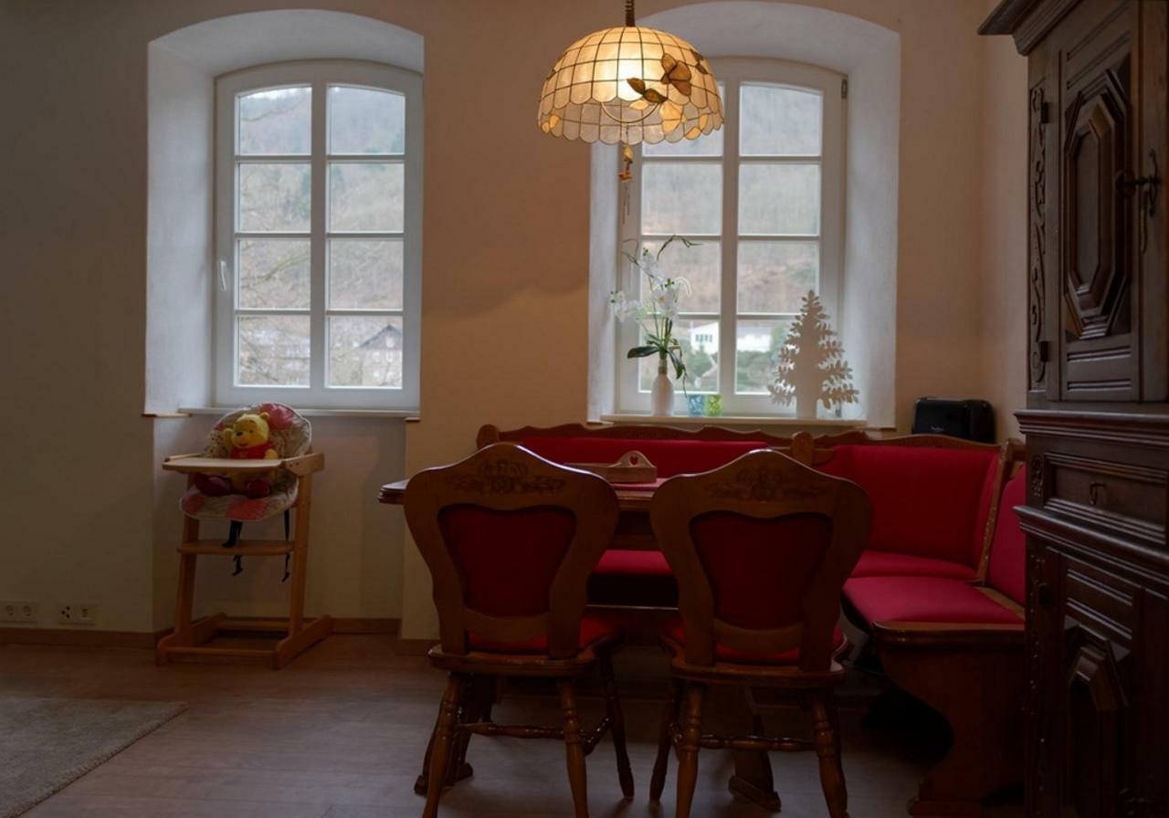 Ferienwohnung Roeschen Bernkastel-Kues Ngoại thất bức ảnh
